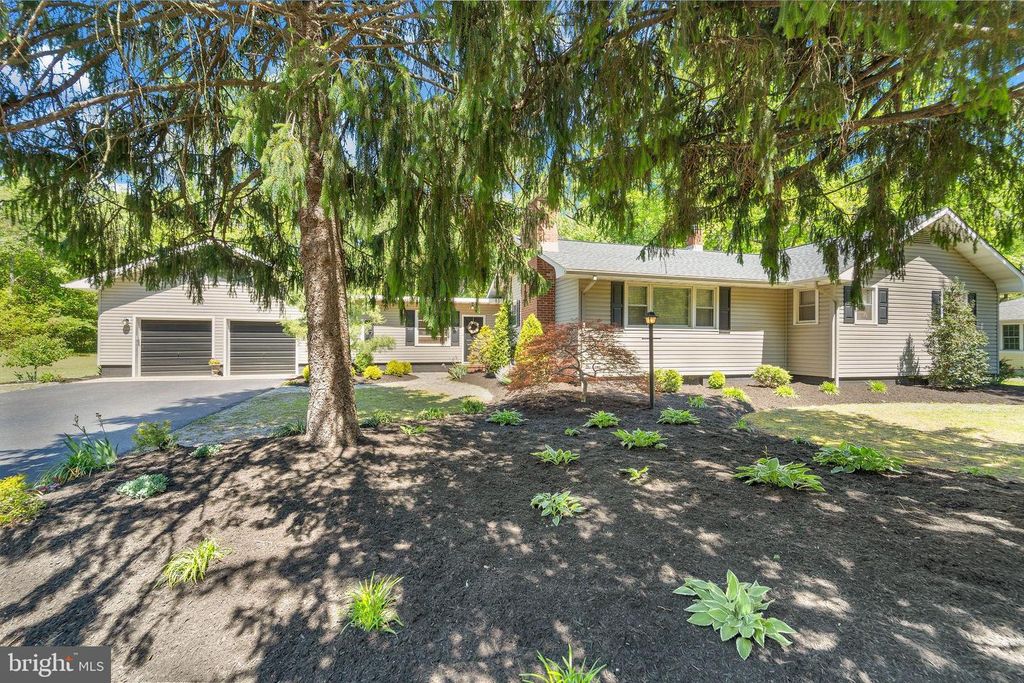 37 SKEET RD, Medford, NJ 08055