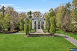 501 Timberline Drive, Franklin Lakes, NJ 07417