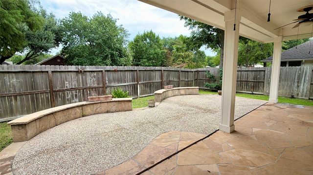 14 Dardenelle Ct, Conroe, TX 77382