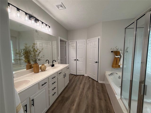 14 Dardenelle Ct, Conroe, TX 77382
