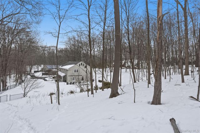 44 Clearwater Road, Highland, NY 12528