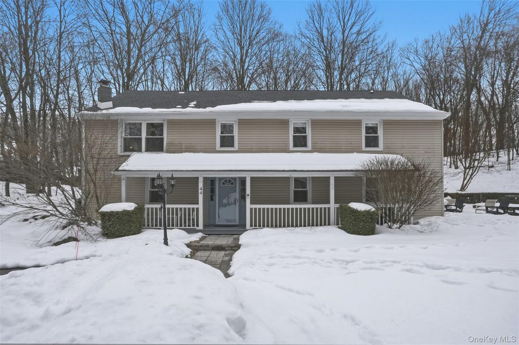 44 Clearwater Road, Highland, NY 12528