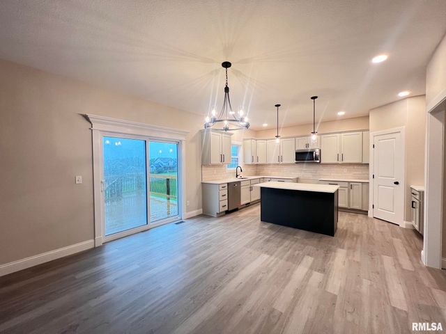 6304 W CROSSWYND Court, Edwards, IL 61528