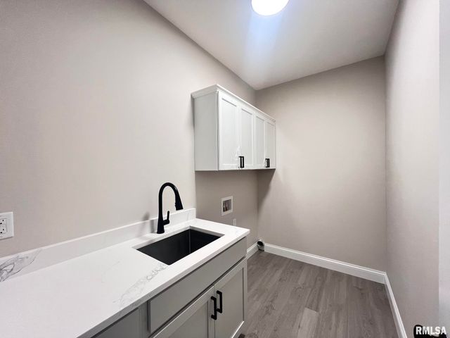 6304 W CROSSWYND Court, Edwards, IL 61528