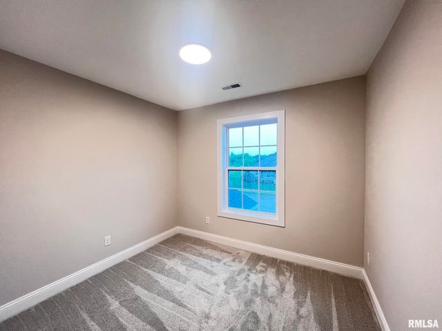 6304 W CROSSWYND Court, Edwards, IL 61528
