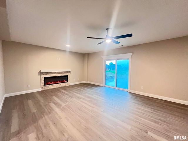 6304 W CROSSWYND Court, Edwards, IL 61528