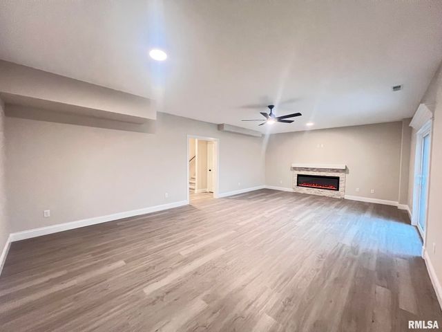 6304 W CROSSWYND Court, Edwards, IL 61528