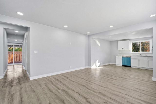 38016 Vallejo St, Fremont, CA 94536