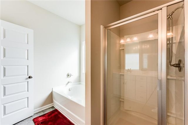 2316 Hastings Manor Lane, Hampton, GA 30228