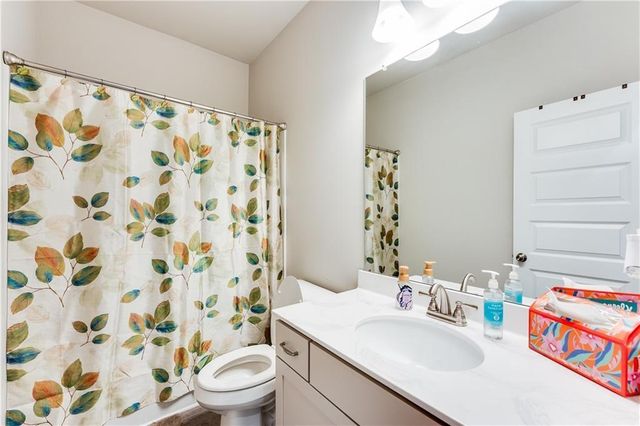 2316 Hastings Manor Lane, Hampton, GA 30228