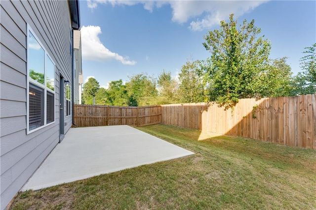 2316 Hastings Manor Lane, Hampton, GA 30228