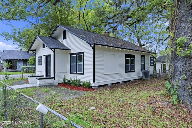 357 CRYSTAL Street, Jacksonville, FL 32254