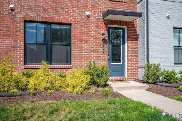 582 Hazel Dr, Henrico, VA 23233
