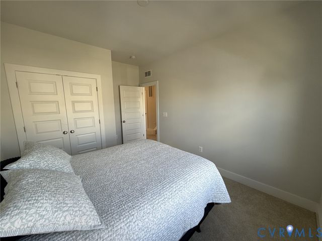 582 Hazel Dr, Henrico, VA 23233
