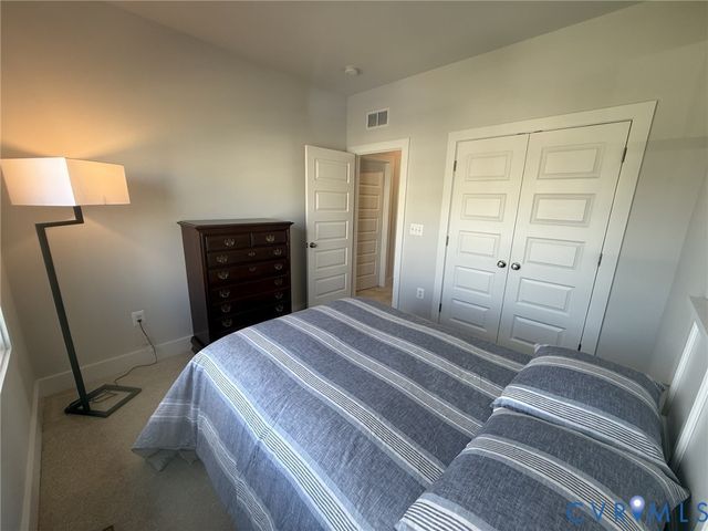 582 Hazel Dr, Henrico, VA 23233
