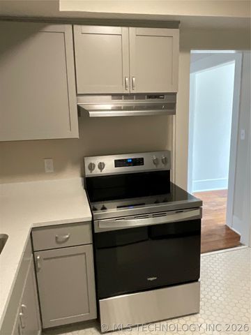 1347 E 6th Street, Tulsa, OK 74120