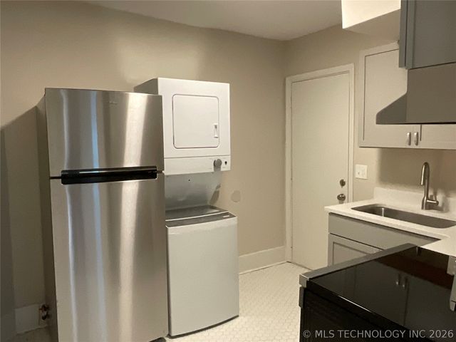 1347 E 6th Street, Tulsa, OK 74120