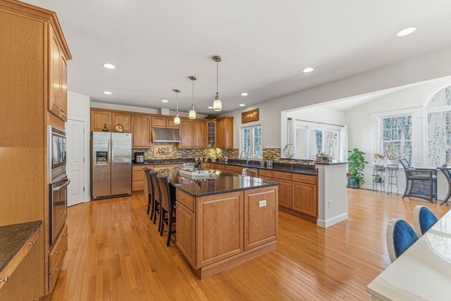 87 Canterbury Hill Rd, Acton, MA 01720