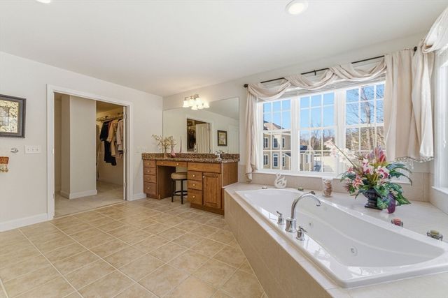 87 Canterbury Hill Rd, Acton, MA 01720