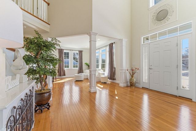 87 Canterbury Hill Rd, Acton, MA 01720