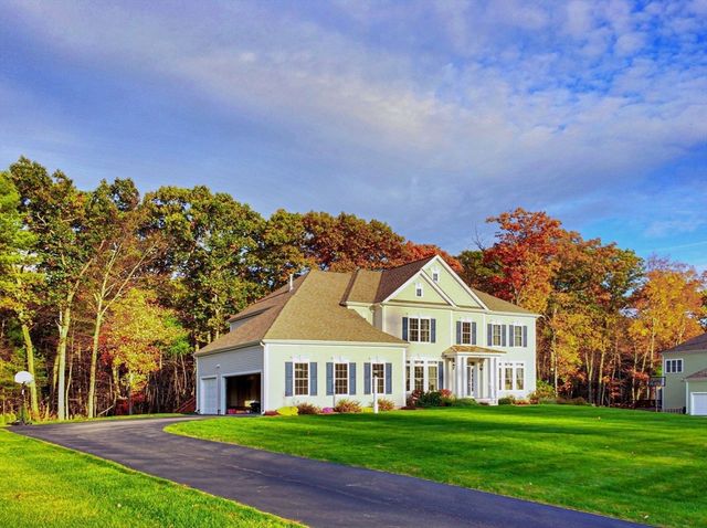 87 Canterbury Hill Rd, Acton, MA 01720