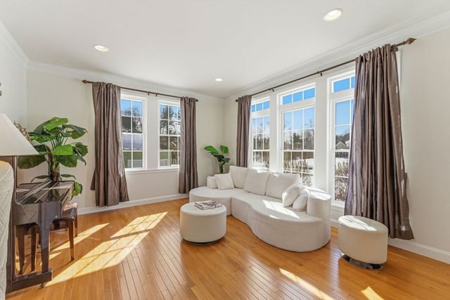 87 Canterbury Hill Rd, Acton, MA 01720