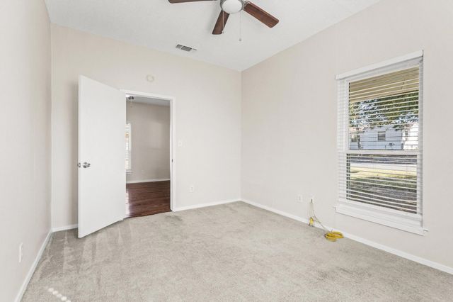 904 S Gribble Street, Sherman, TX 75090