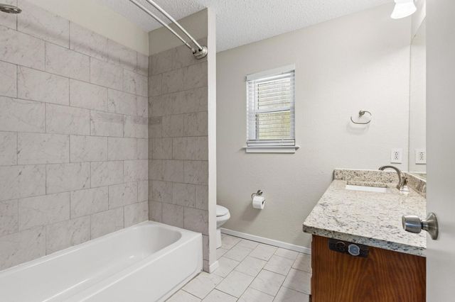 904 S Gribble Street, Sherman, TX 75090