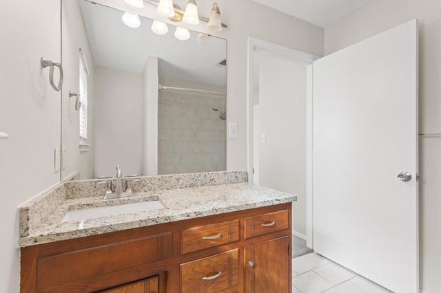 904 S Gribble Street, Sherman, TX 75090