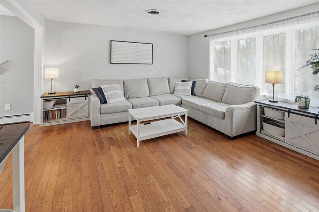 48 Roger Williams Drive, Johnston, RI 02919