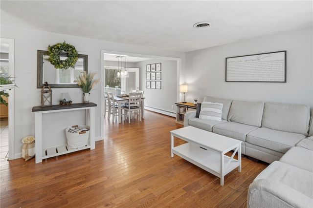 48 Roger Williams Drive, Johnston, RI 02919