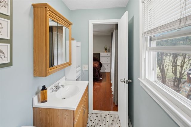 48 Roger Williams Drive, Johnston, RI 02919