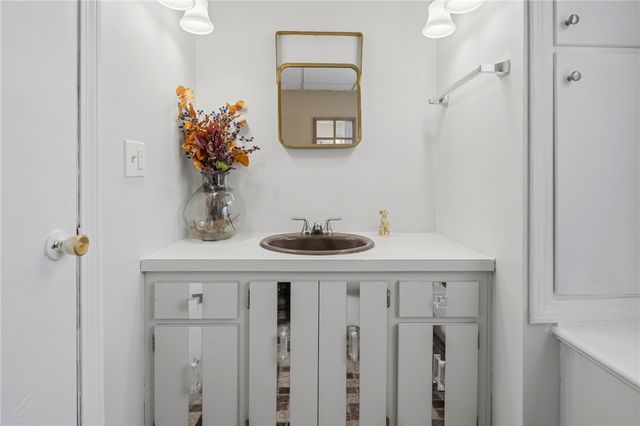 48 Roger Williams Drive, Johnston, RI 02919