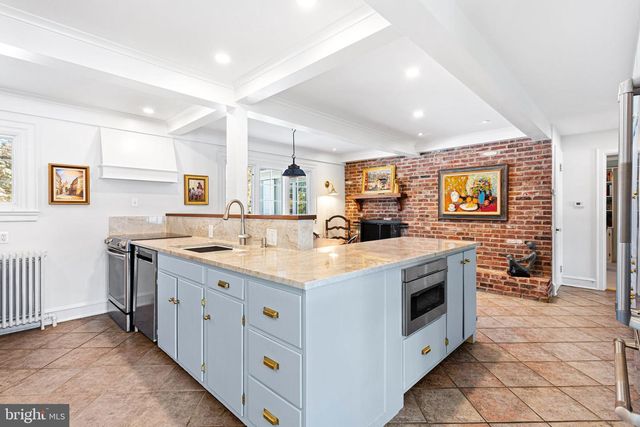 2005 MAKEFIELD RD, Yardley, PA 19067