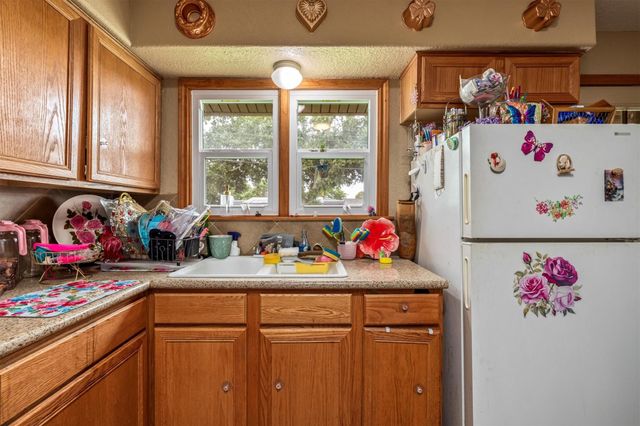7113 Sycamore Drive, Galveston, TX 77551