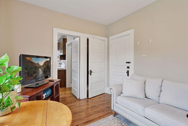 14 W 47th St, Minneapolis, MN 55419