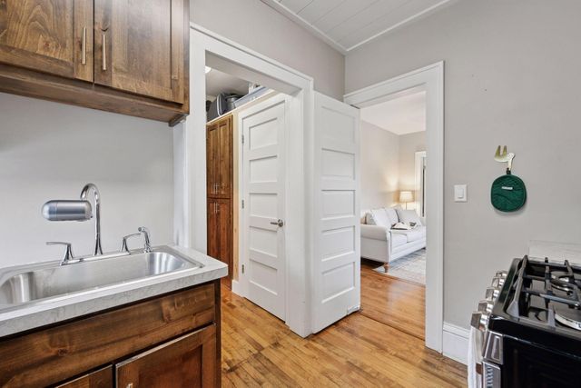 14 W 47th St, Minneapolis, MN 55419