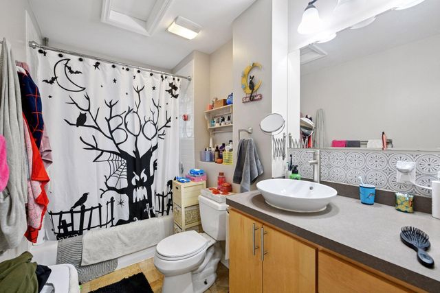 14 W 47th St, Minneapolis, MN 55419