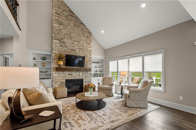 490 Harvest View Drive, Peters Twp, PA 15367
