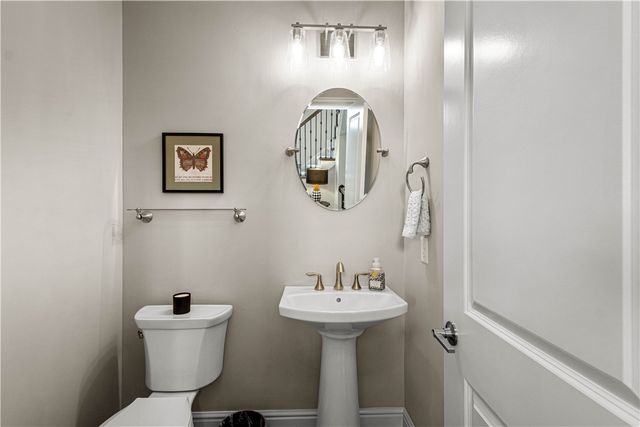 490 Harvest View Drive, Peters Twp, PA 15367