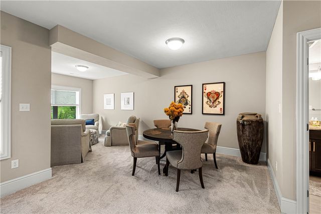 490 Harvest View Drive, Peters Twp, PA 15367