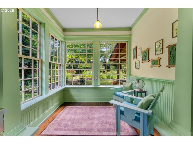 5006 Se LONG St, Portland, OR 97206