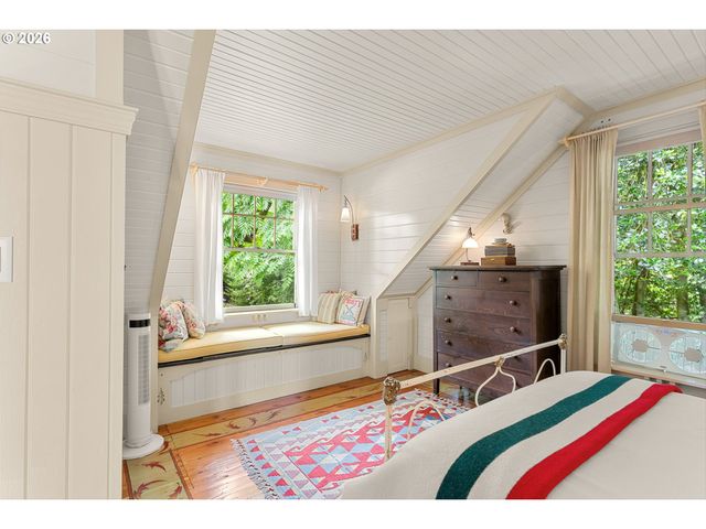 5006 Se LONG St, Portland, OR 97206