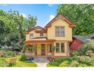 5006 Se LONG St, Portland, OR 97206