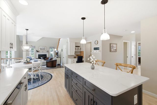 3 Taconic Drive, Merrimack, NH 03054