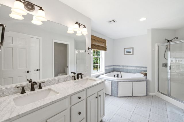 3 Taconic Drive, Merrimack, NH 03054