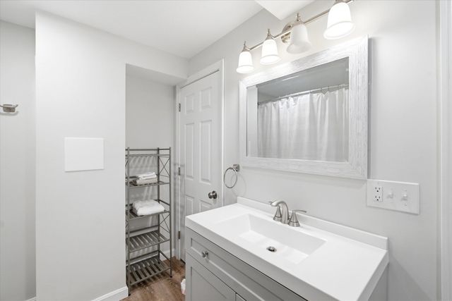 3 Taconic Drive, Merrimack, NH 03054