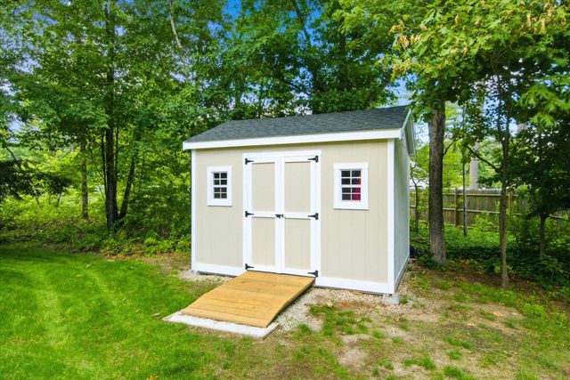 3 Taconic Drive, Merrimack, NH 03054