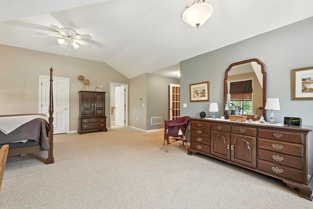 55 Dowds Ln, Chicopee, MA 01020