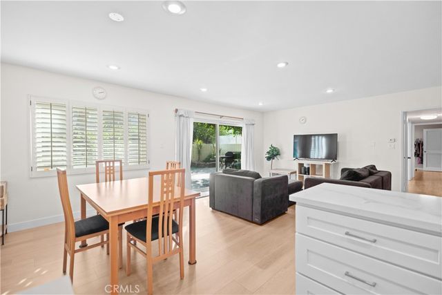 395 S Oakland Avenue 104, Pasadena, CA 91101